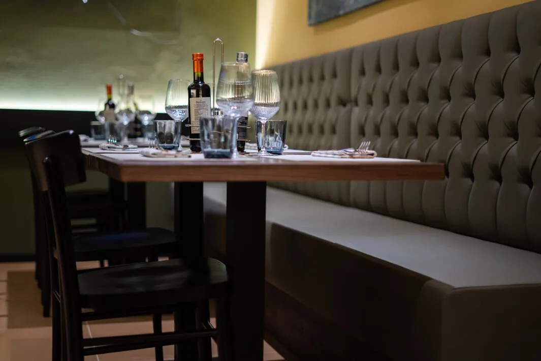 Interno del locale Olltre